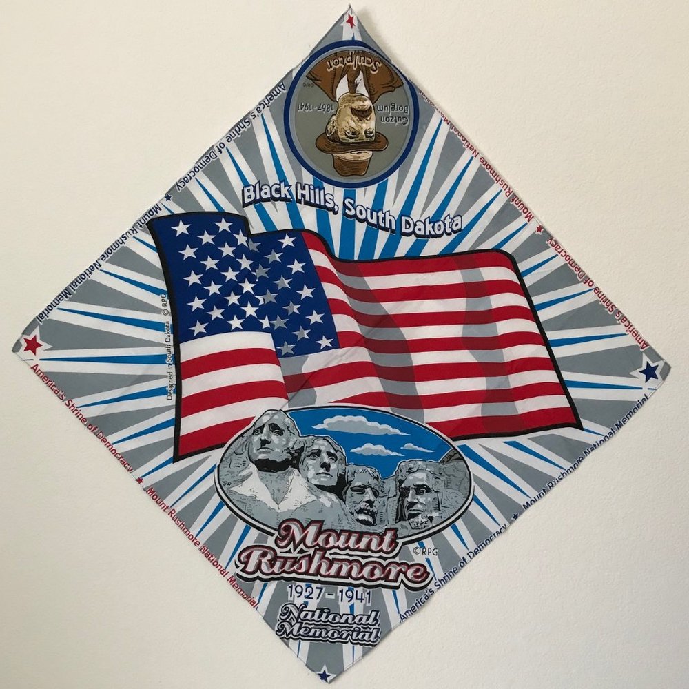 Mount Rushmore National Memorial Red, White and Blue Bandana NWOT